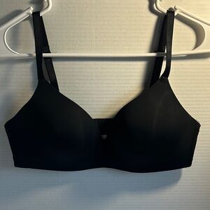 Auden Black Women's Bra. Padded/Wireless/Convertible 36C